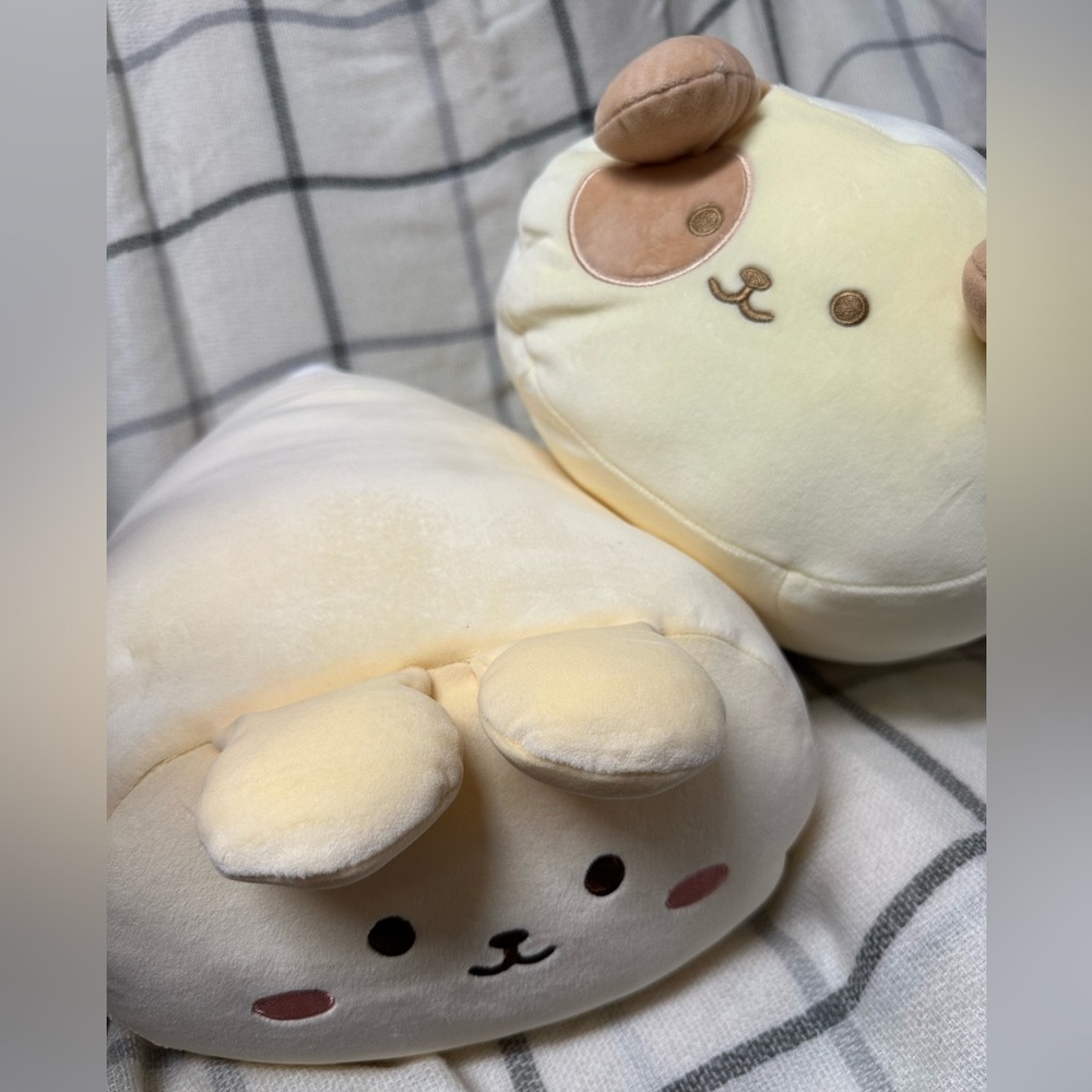 NWT Anirollz Bundle (Bunniroll and Puppiroll)
